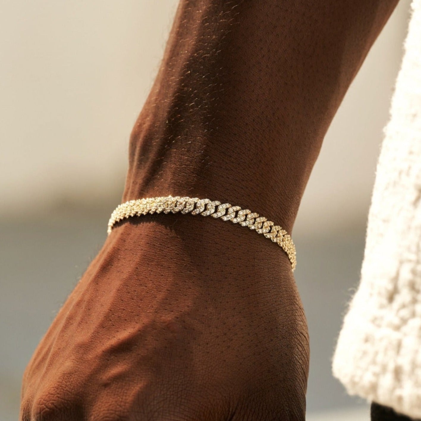 FrostWorld® 6mm Iced Out Cuban Bracelet