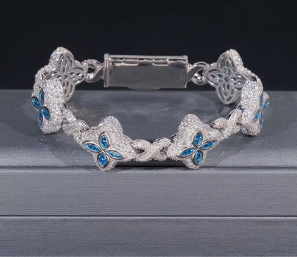 FrostWorld® Iced Out Clover Bracelet